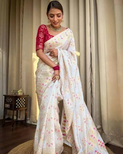 "Twilight Blossom: The Ethereal Lavender and Pink Saree"