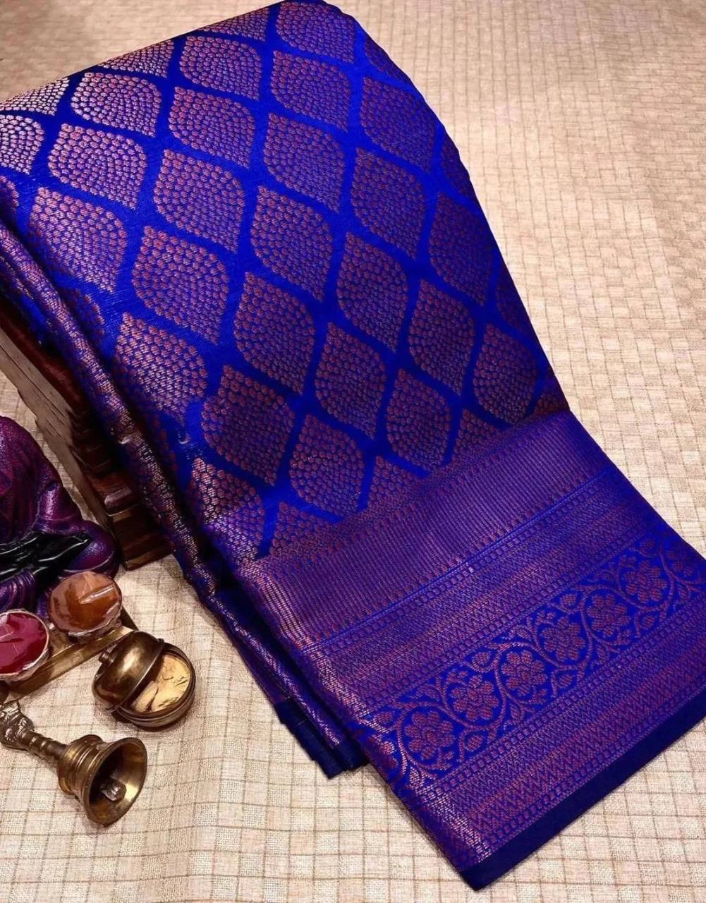 "Blue Velvet: Premium Silk Saree with Leaf and Floral Designs"